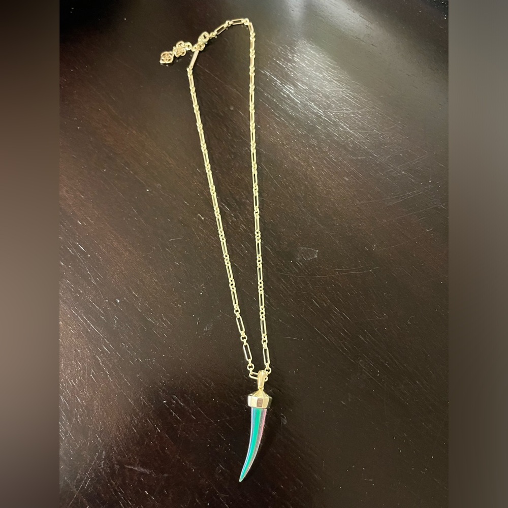 Unique Yellow gold Kendra Scott necklace.  No longer sold in stores!